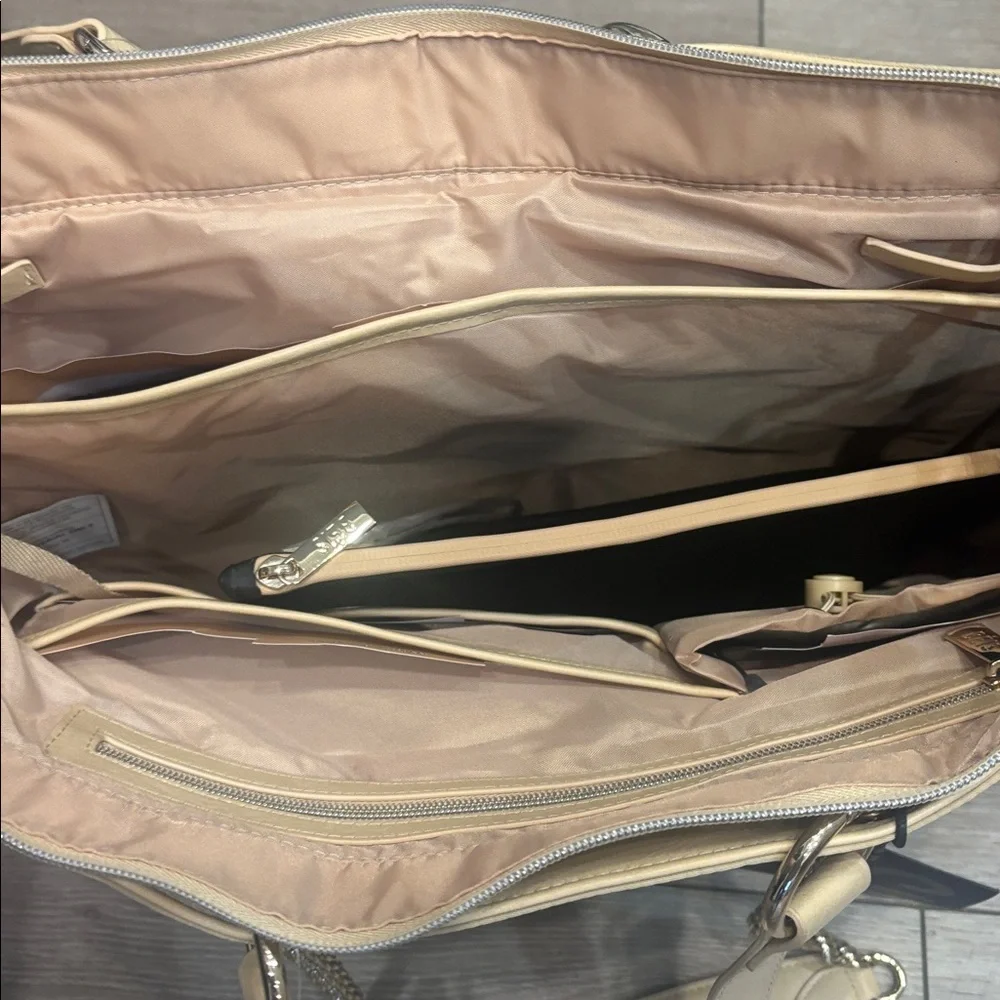 BEIS The Diaper Bag. New!
